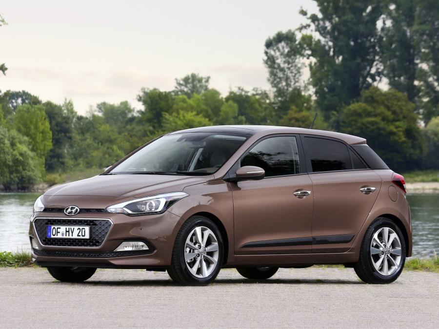  Hyundai i20 2014 года  (фото 8 из 18)